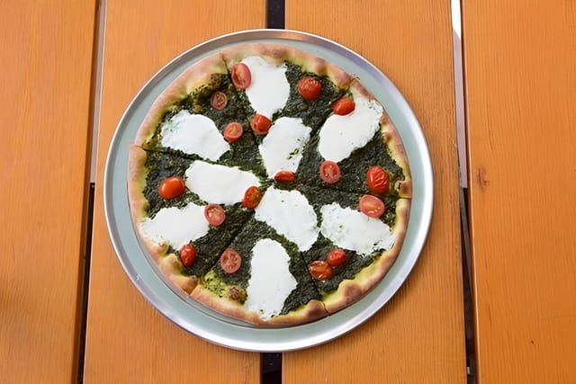 10" Pestorita (v).