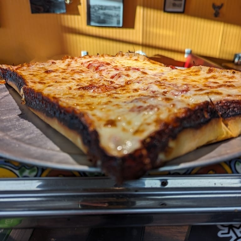 Delicious Cheese Pizza